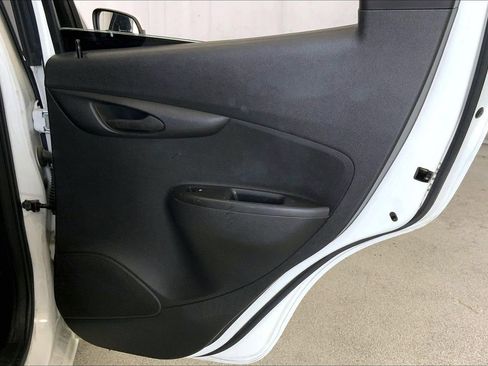 Used 2016 Chevrolet Spark LT image 23