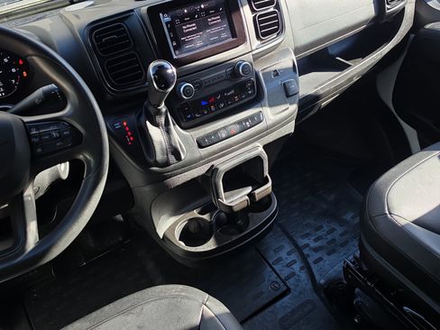 Used 2025 RAM ProMaster 2500 w/ Convenience Group FWD image 26