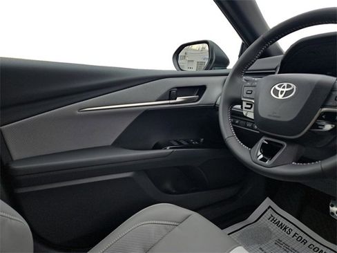 Certified 2026 Toyota Camry SE image 16