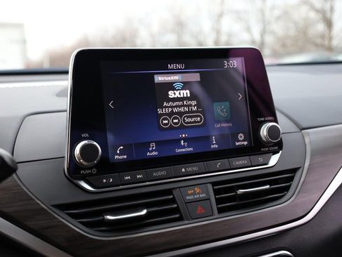 New 2025 Nissan Altima 2.5 SV image 11