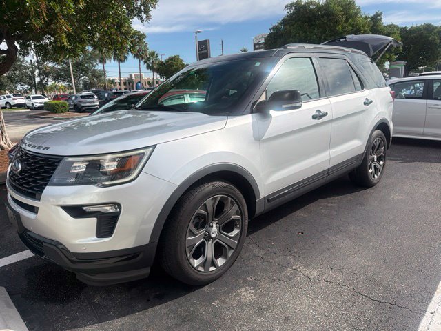 Used 2018 Ford Explorer Sport AWD/4WD image 3