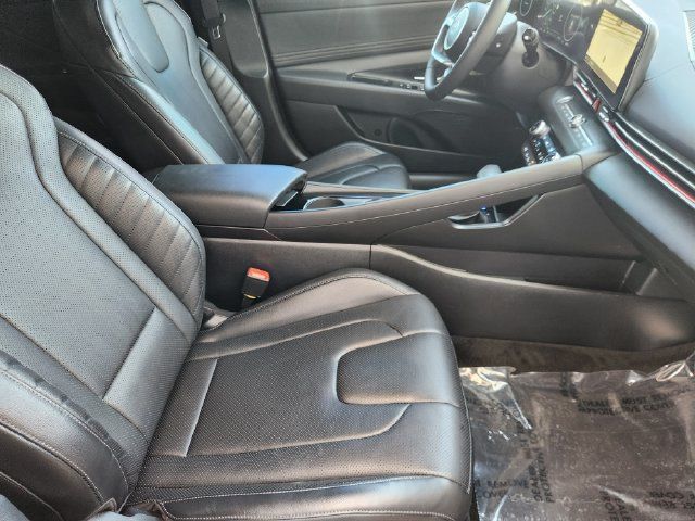 Used 2024 Hyundai Elantra Limited FWD image 20