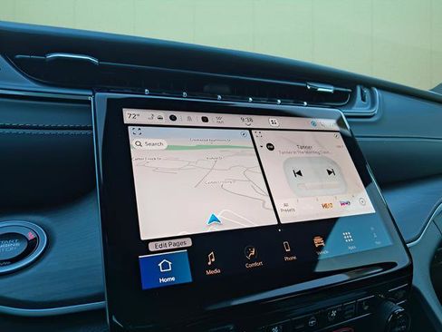 New 2025 Jeep Grand Cherokee L Limited w/ Luxury Tech Group II image 25