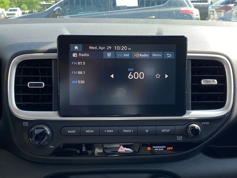 New 2026 Hyundai Venue SE FWD image 15