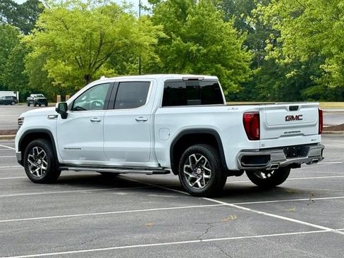 Used 2024 GMC Sierra 1500 SLT w/ SLT Premium Plus Package AWD/4WD image 4