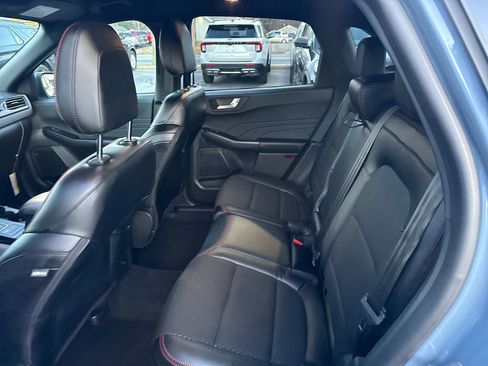 Used 2025 Ford Escape ST-Line w/ Equipment Group 301A image 16