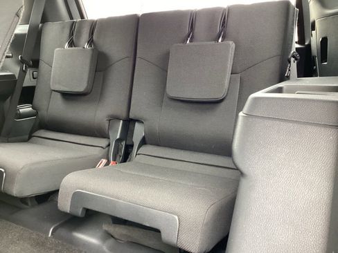 Used 2025 Toyota 4Runner SR5 image 17