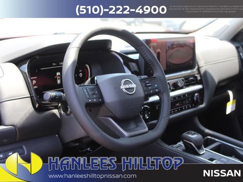 New 2026 Nissan Pathfinder SL w/ SL Premium Package AWD/4WD image 12