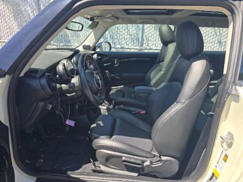 Used 2019 MINI Cooper S w/ Premium Package FWD image 5