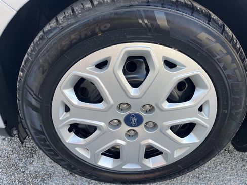 Used 2012 Ford Focus SE image 31