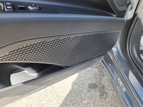 New 2025 Hyundai Elantra SEL image 15