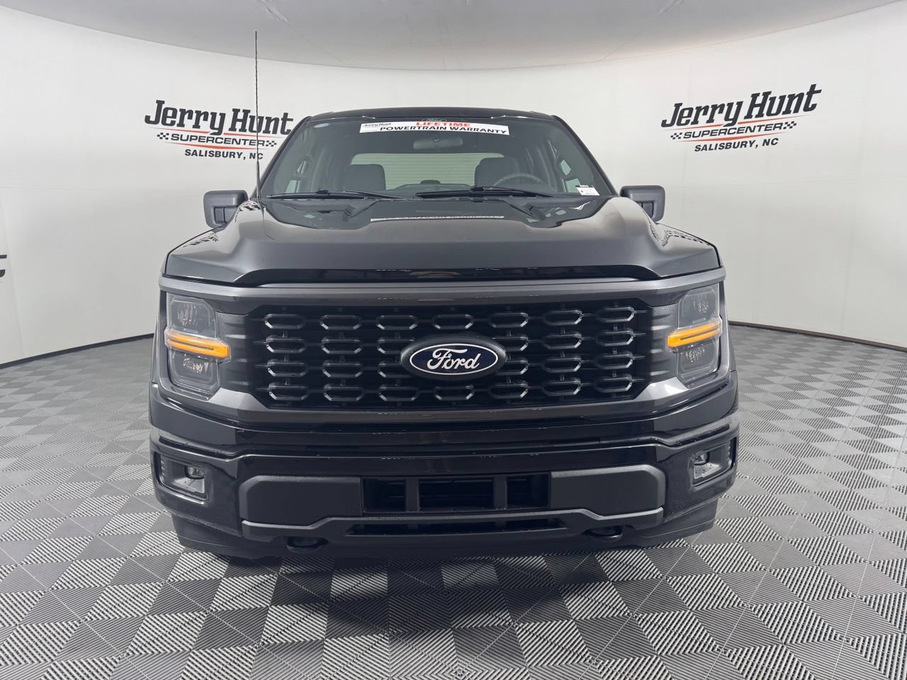 Used 2025 Ford F150 STX w/ Equipment Group 200A AWD/4WD image 4
