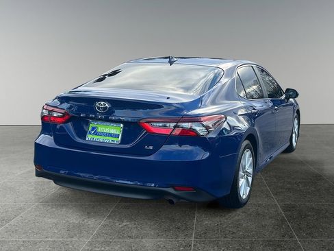 Used 2024 Toyota Camry LE image 7