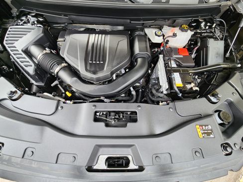 Used 2025 GMC Acadia Elevation image 21