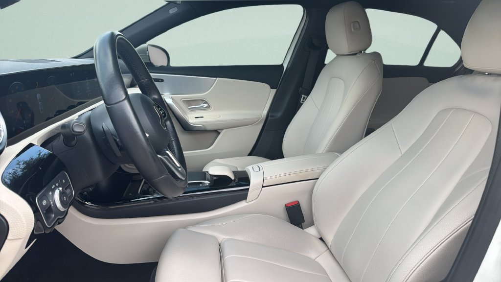 Used 2022 Mercedes-Benz A 220 image 10