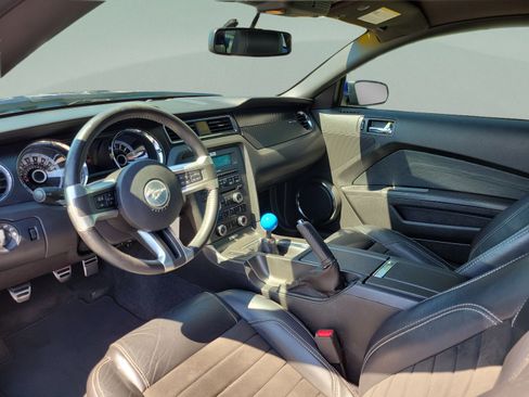 Used 2013 Ford Mustang GT Premium RWD image 16
