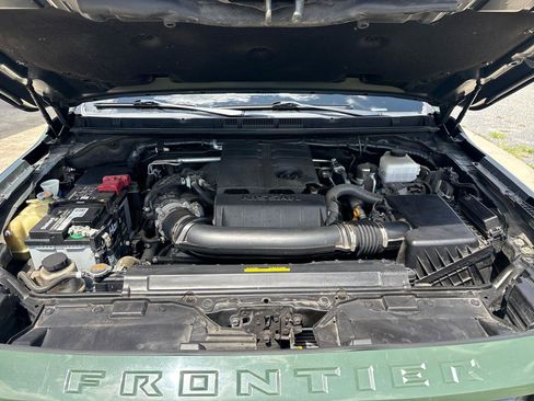 Used 2023 Nissan Frontier SV RWD image 18
