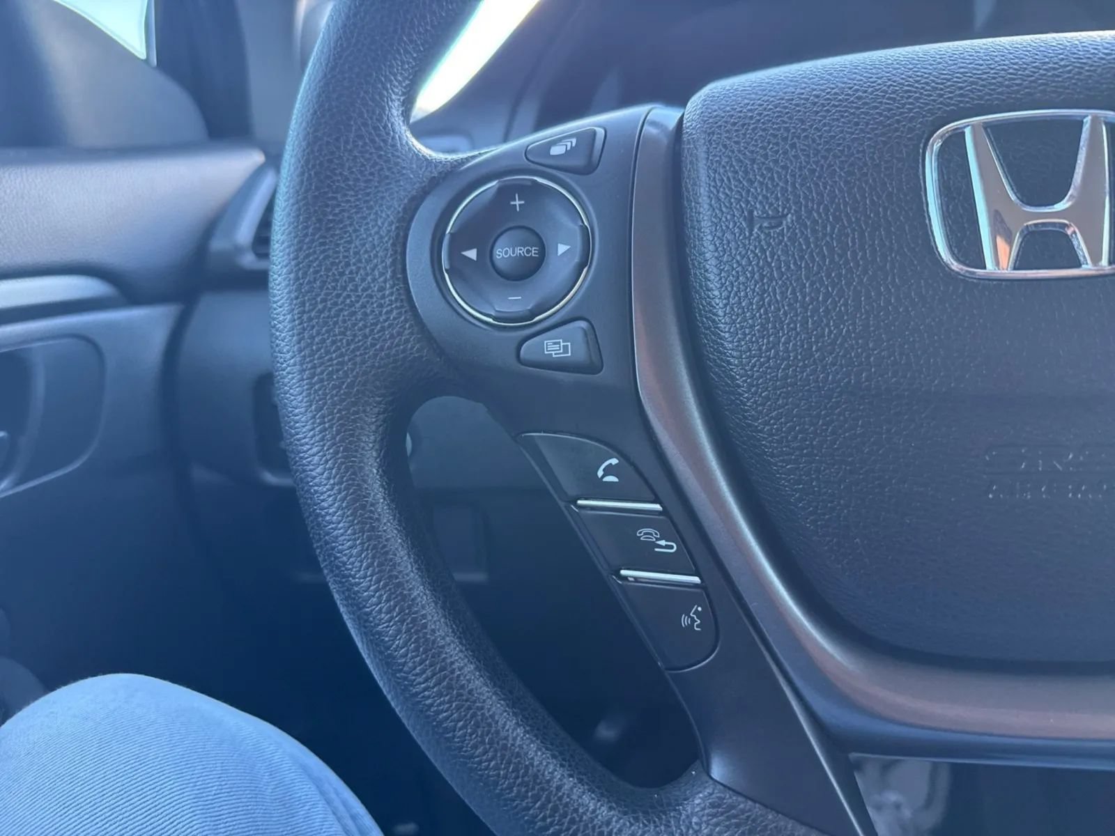 Used 2023 Honda Ridgeline Sport image 17