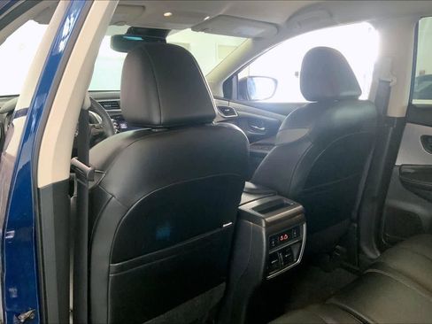 Used 2022 Nissan Murano SL w/ Cargo Package image 10