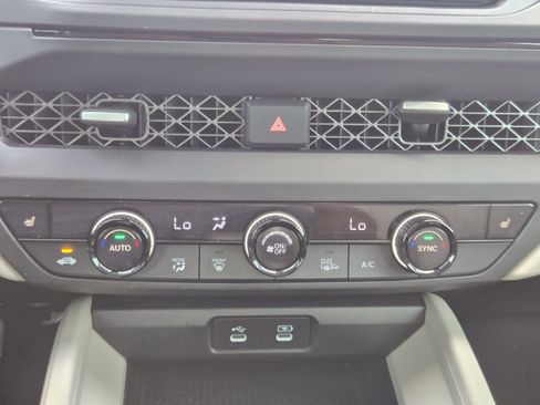 Certified 2025 Honda Accord SE image 15