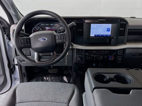 New 2026 Ford F250 XL w/ XL Chrome Package image 23