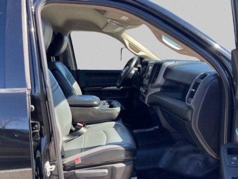 Used 2019 RAM 3500 Tradesman w/ Chrome Appearance Group image 12