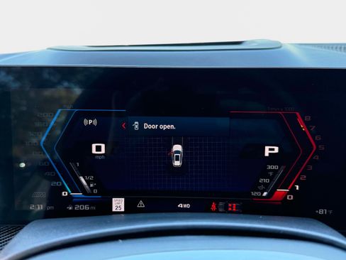 Used 2025 BMW X5 M Competition w/ Executive Package image 47