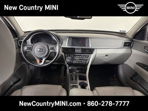 Used 2017 Kia Optima EX image 13