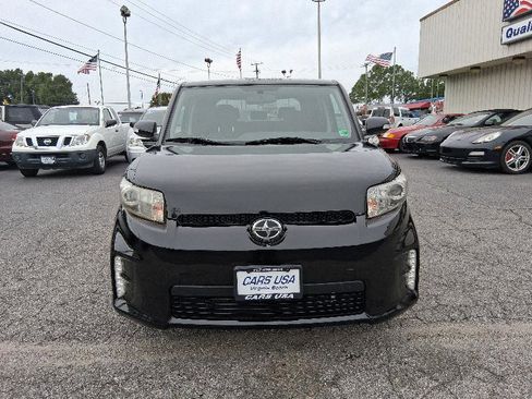 Used 2013 Scion xB image 3