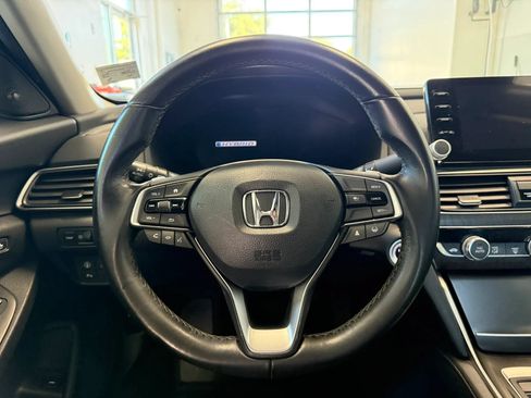 Used 2021 Honda Accord EX-L image 10