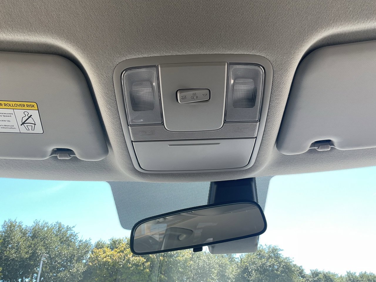 Used 2025 Kia Soul LX w/ LX Technology Package FWD image 18