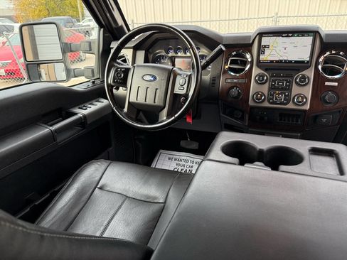 Used 2015 Ford F350 Lariat w/ Lariat Interior Package image 26