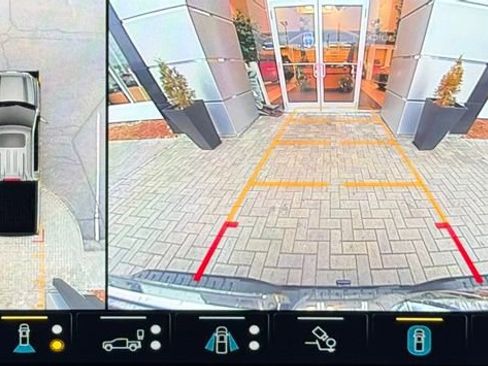 Used 2023 GMC Sierra 1500 Denali w/ Denali Reserve Package AWD/4WD image 32