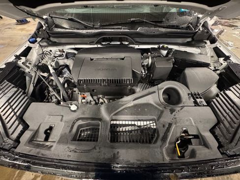 Used 2025 Honda Pilot Black Edition image 30