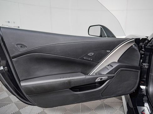 Used 2017 Chevrolet Corvette Z06 RWD image 19
