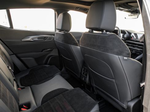 Used 2024 Dodge Hornet R/T Plus image 36