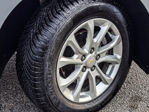 Used 2020 Chevrolet Equinox LT image 10