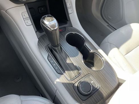 Used 2019 GMC Acadia SLT image 24