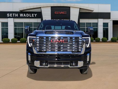 New 2026 GMC Sierra 3500 Denali w/ Denali Reserve Package AWD/4WD image 2