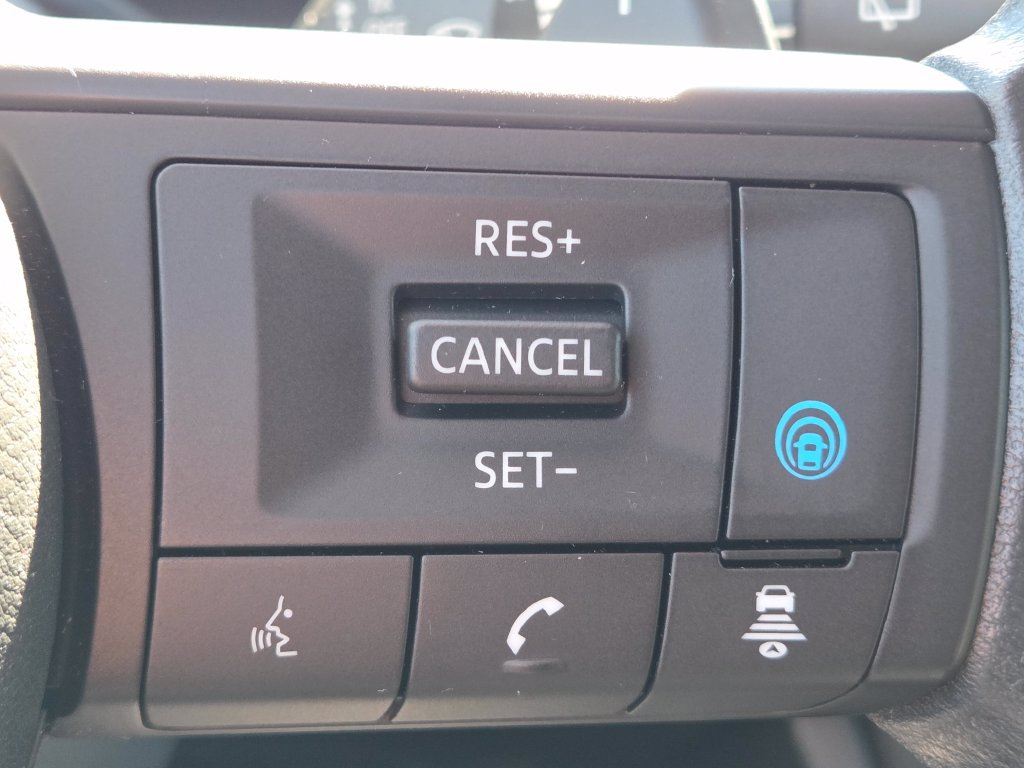 Certified 2024 Nissan Rogue SV AWD/4WD image 11