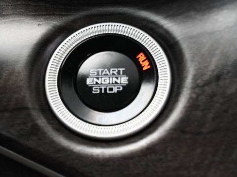 New 2025 Jeep Grand Cherokee Limited w/ Luxury Tech Group II image 26