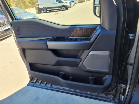 New 2026 Ford F250 Lariat w/ Lariat Premium Package image 34