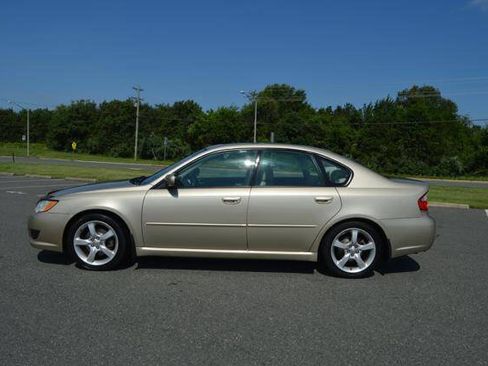 Used 2008 Subaru Legacy 2.5i Special Edition AWD/4WD image 5