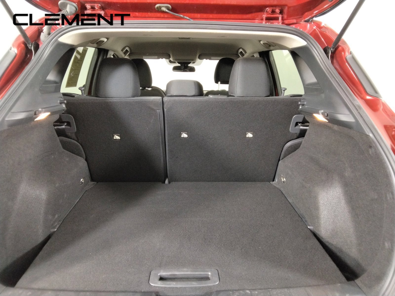 Used 2026 Nissan Kicks SV FWD image 9