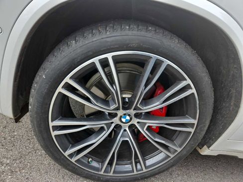 Used 2024 BMW X3 M40i w/ Premium Package image 9