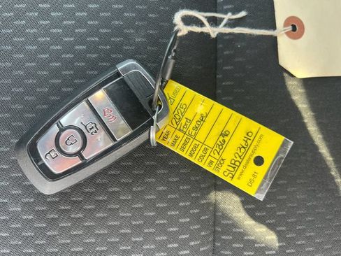 Certified 2025 Ford Escape ST-Line FWD image 34