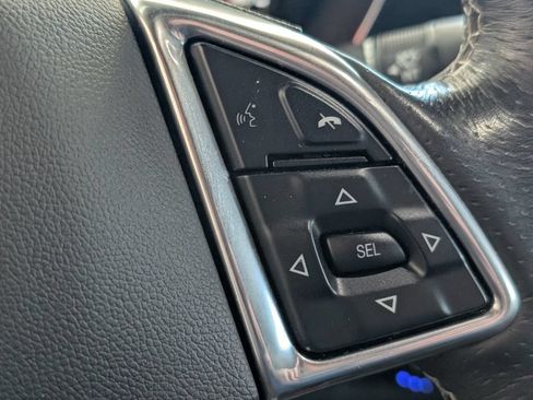 Certified 2021 Chevrolet Camaro LT RWD image 19