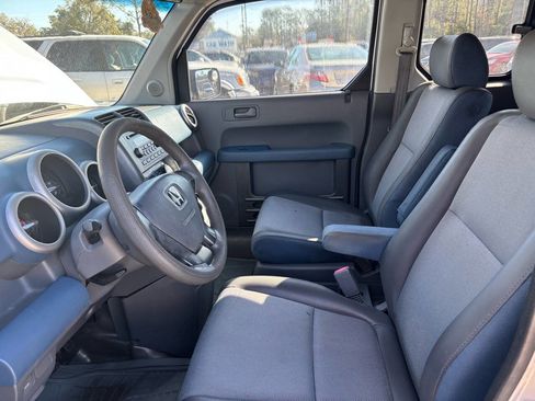 Used 2004 Honda Element EX image 12