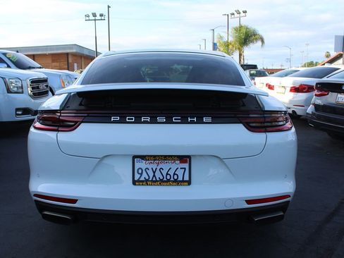 Used 2018 Porsche Panamera 4 image 6