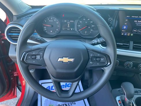 New 2026 Chevrolet Trax LS FWD image 28